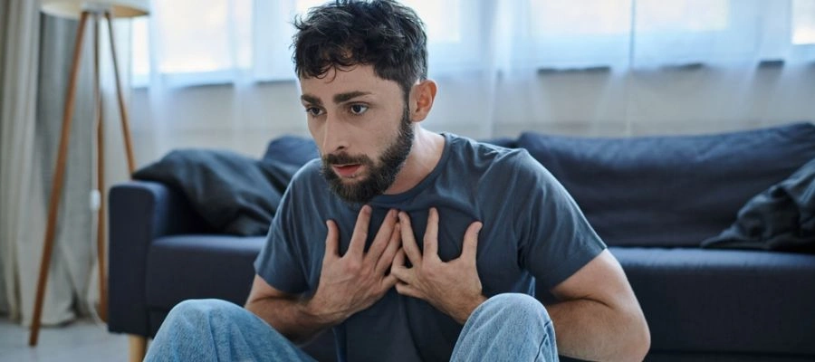 Man displaying Common Anxiety Symptom