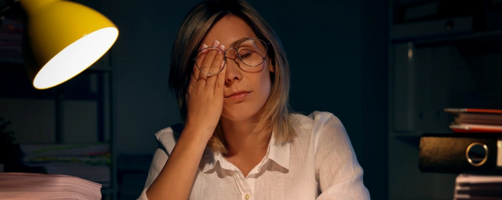 Image of of a person looking sad and fatigued, representing persistent depressive disorder