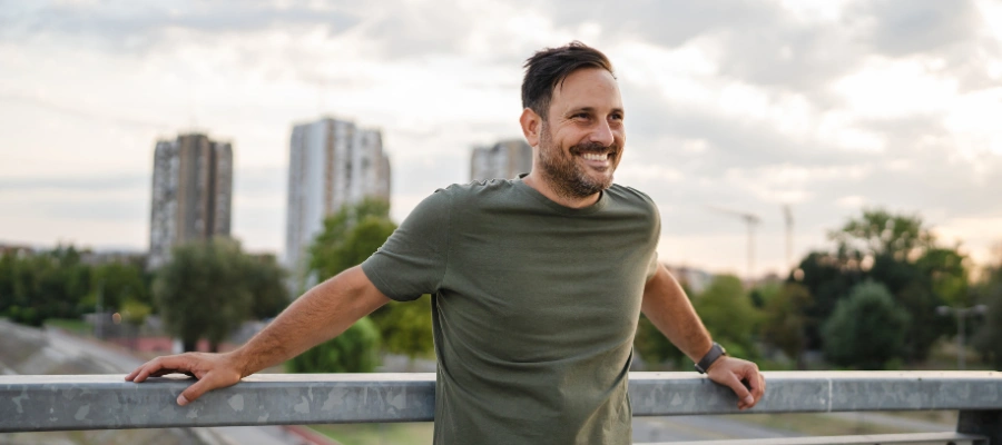 Image of a person experiencing the pink cloud phase of overconfidence in early recovery